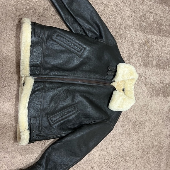 2 brand new leather bomber jackets.  Worn 1 time PRICE LISTED IS PER JACKET. - Picture 8 of 10